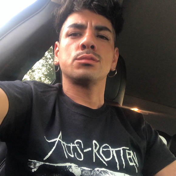 Meet your Posher, Walter - Picture 2 of 2